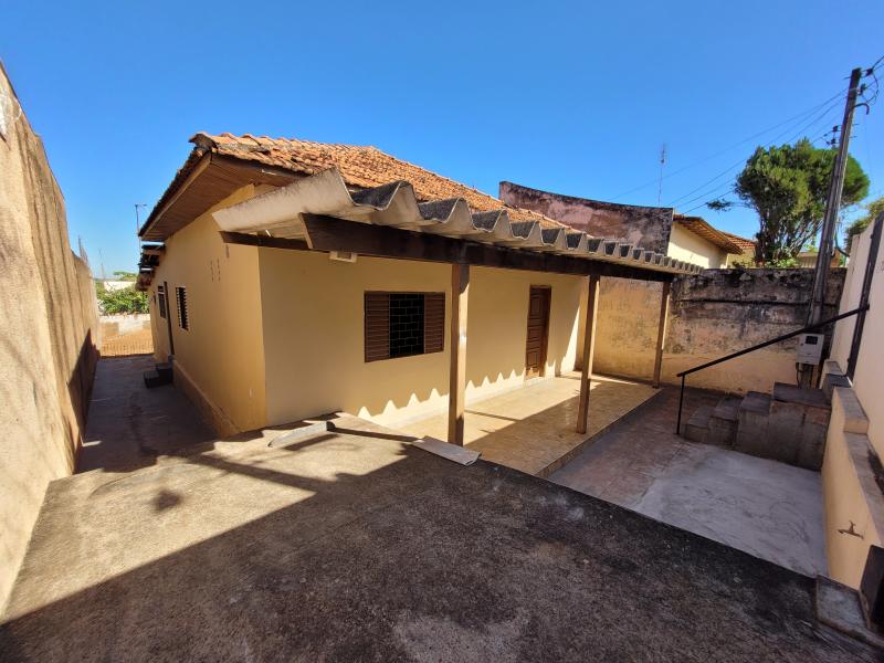 R Dom Pedro I, 1.548