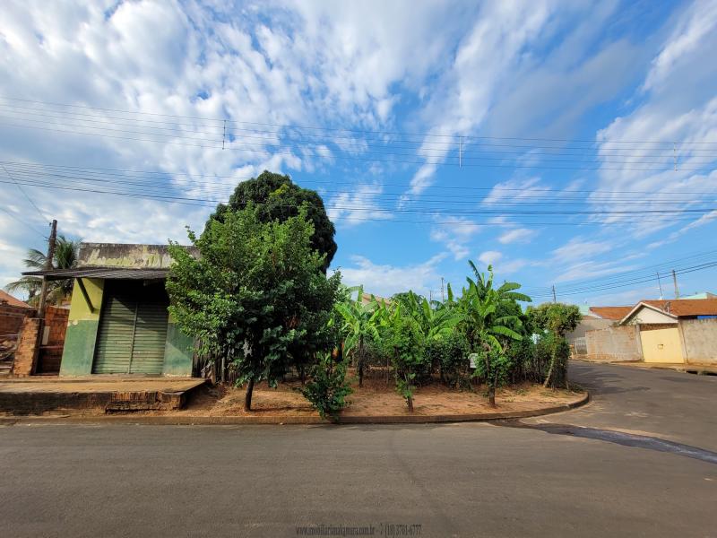 R Mato Grosso, nº 895