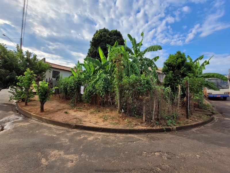 R Mato Grosso, nº 895
