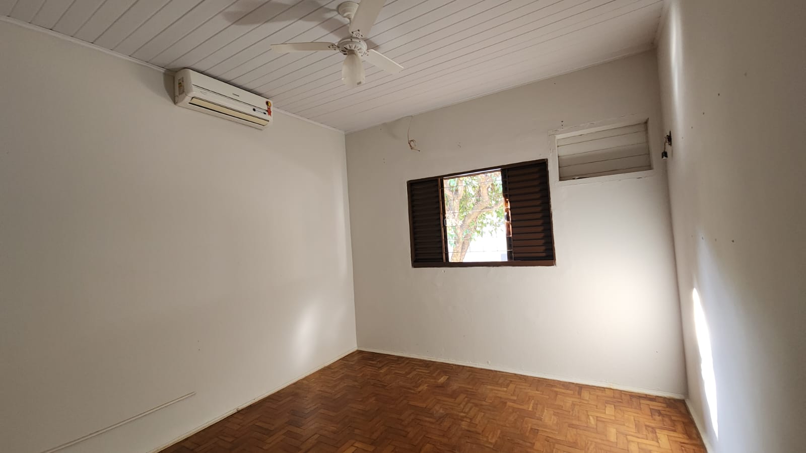 R Domingues Terensi, 227 - Centro