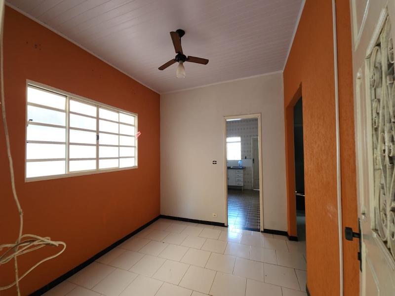 R Domingues Terensi, 227 - Centro