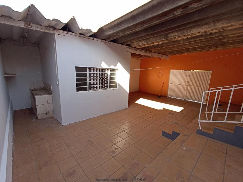 R Domingues Terensi, 227 - Centro