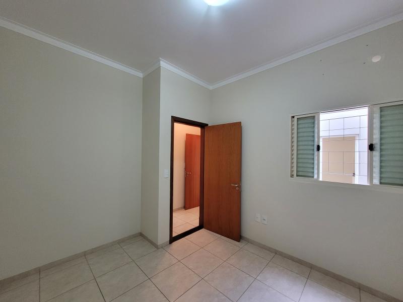 R Cinira de Freitas Pavessi, 485