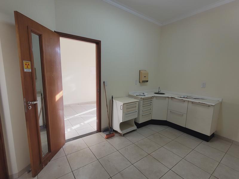 R Cinira de Freitas Pavessi, 485