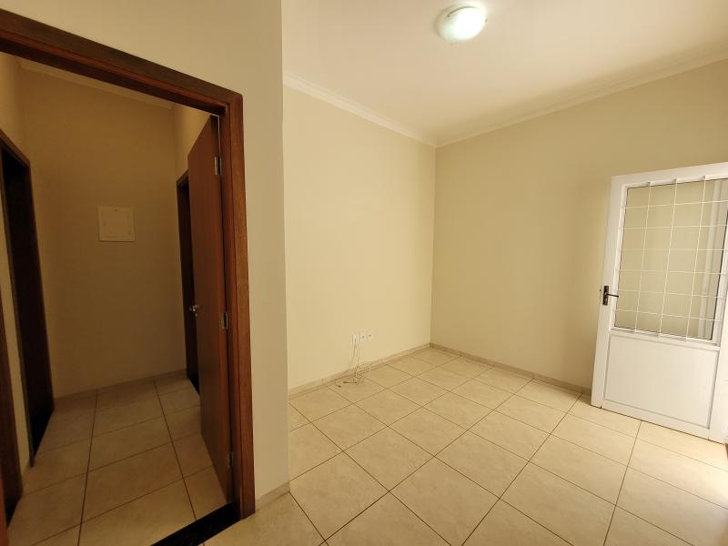 R Cinira de Freitas Pavessi, 485